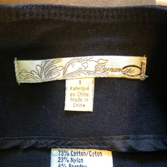 Skirt - Picture 3 of 3